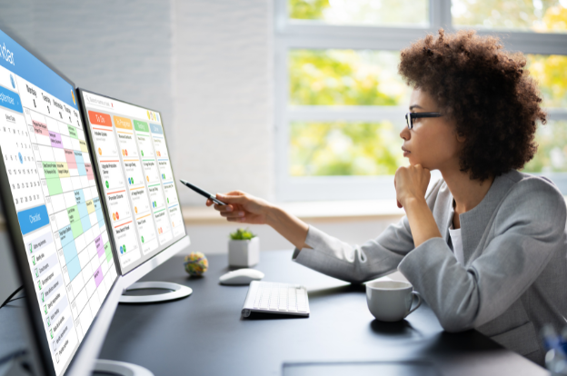 Work Less, Earn More: The Real Link Between Time and Income for Wellness Entrepreneurs